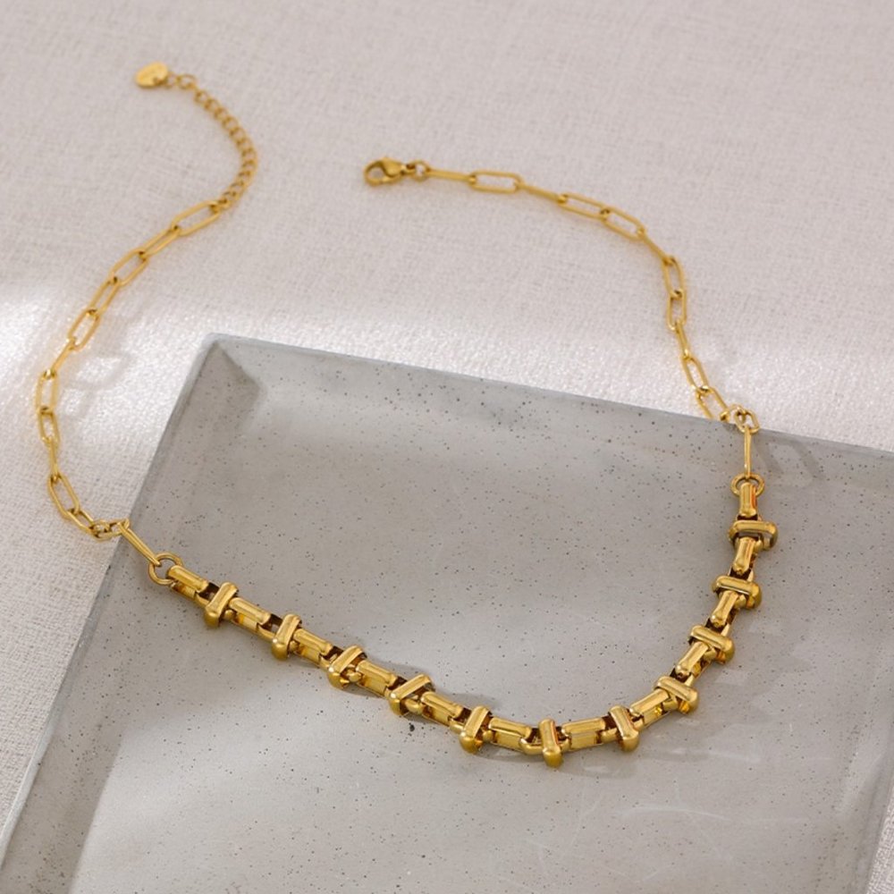 Sale!! Metal 18K Short Chain Choker Necklace - Picture 2 of 6